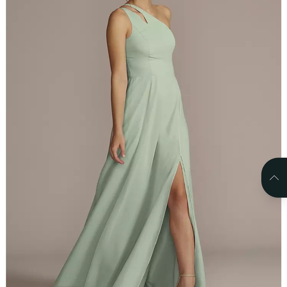 Elegant Mint Green One-Shoulder Dress